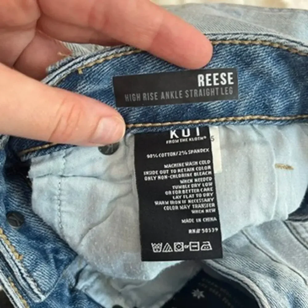 Kut from the Kloth Reese Ankle Straight Jeans Size 0